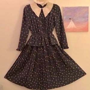 Vintage & Cottagecore Floral Midi Dress
